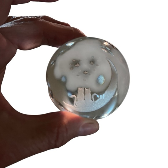 Crystal Ball With Two Cats On Moon Heart Stars With Stand - Picture 7 of 11